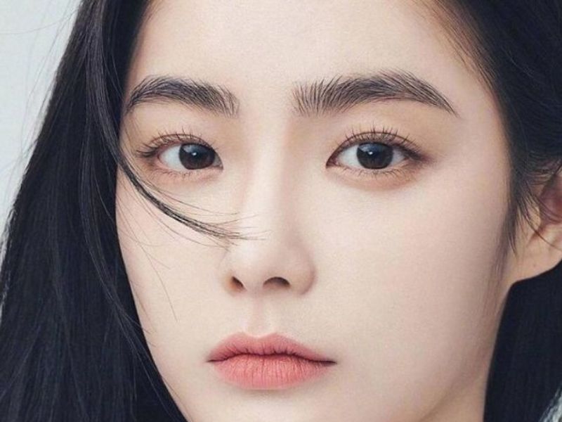 Các dáng mặt phù hợp với lông mày lá liễu 