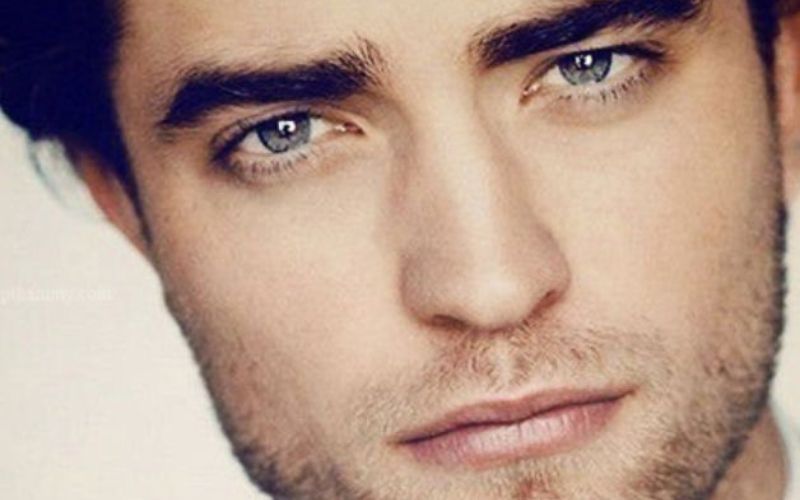 Đàn ông lông mày rậm