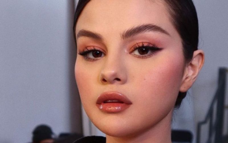 Dáng lông mày phát tài chân mày lưỡi mác