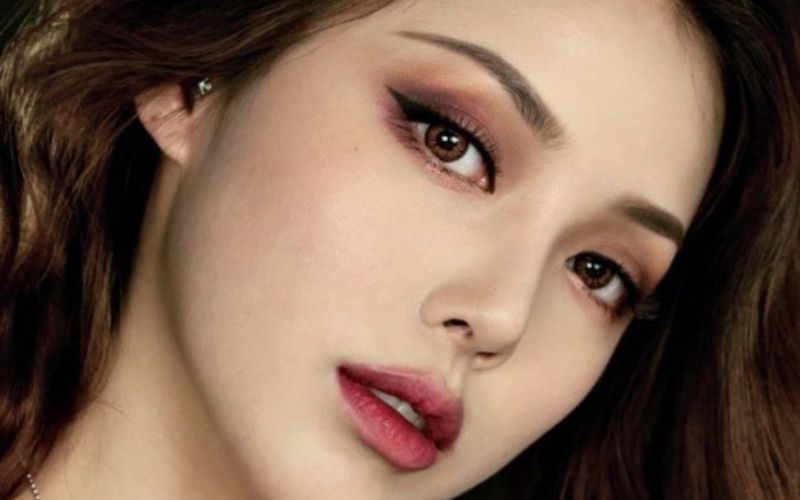 Dáng lông mày phát tài chân mày cánh cung