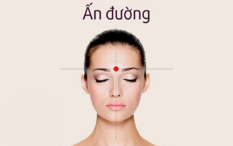 Ấn đường cũng là một yếu tố quan trọng khi kết hợp cùng lông mày