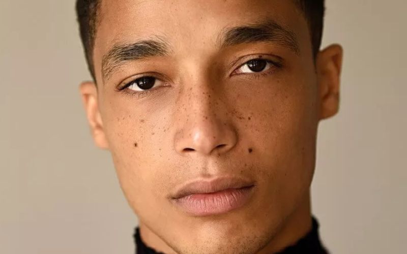 Lông mày quỷ ở nam giới