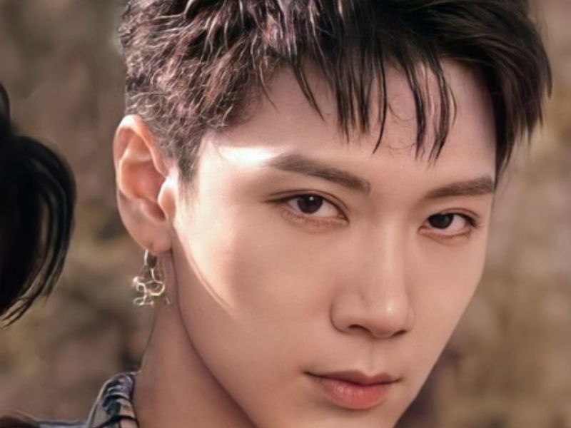 Nam giới sở hữu lông mày lưỡi kiếm toát lên thần thái quyền lực