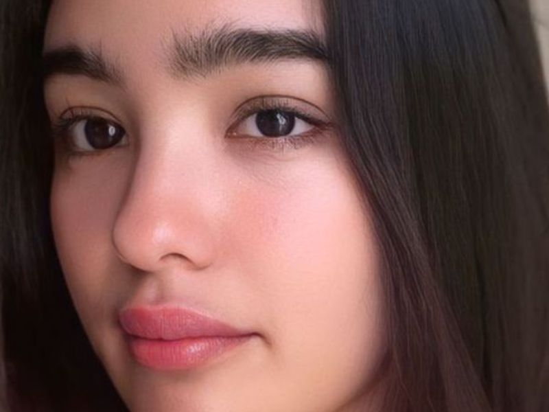 Số mệnh của nữ có lông mày dựng ngược