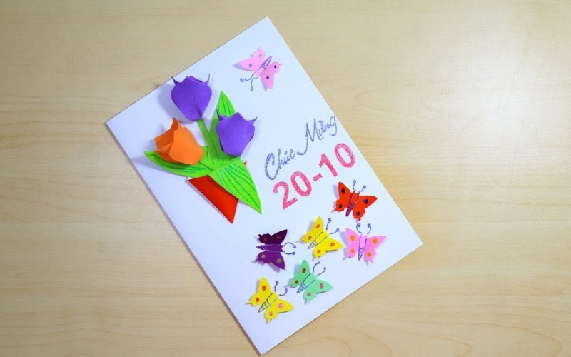 Thiệp hoa Tulip cũng là một lựa chọn không tồi