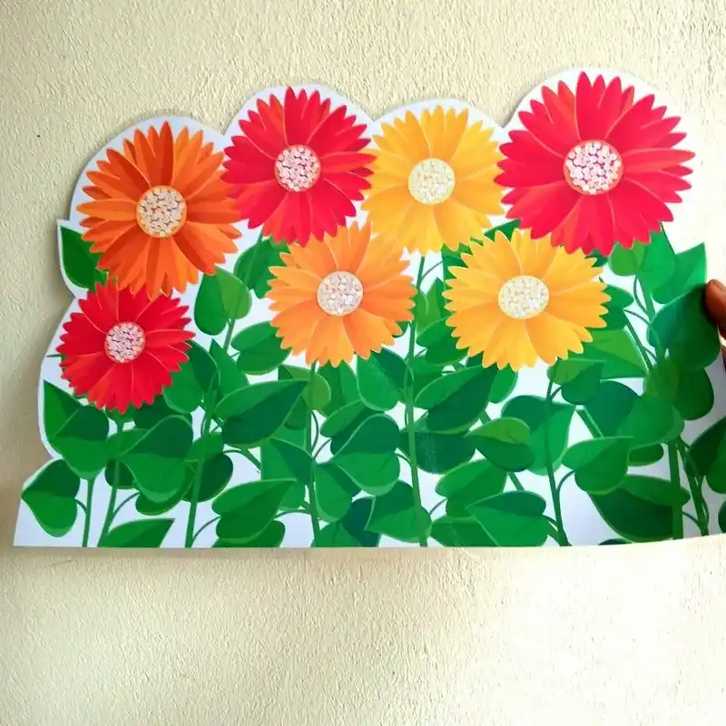 Nếu không khéo tay có thể chuẩn bị hoa giấy in sẵn