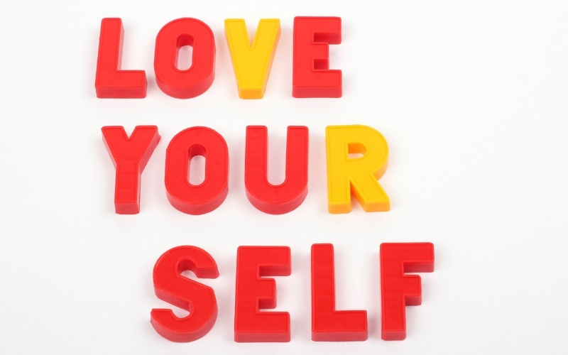 Viết STT yêu bản thân là một cách cực kỳ hiệu quả nếu bạn muốn chữa lành