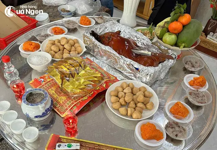 Cúng Thần Tài Bằng Thịt Quay Cúng Thần Tài Bằng Thịt Quay