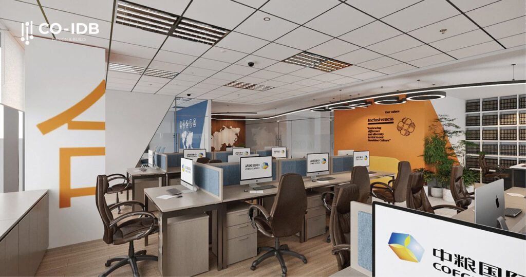 Mẫu văn phòng Coworking đầy vẻ chuyên nghiệp và có thêm phần sơn nhấn màu cam làm điểm nhấn cực ấn tượng