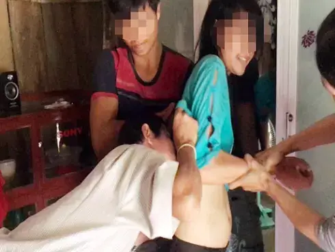 Phim Sex Thầy Cúng